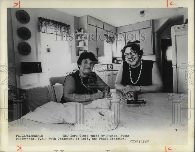Ruth Grossman, at left, and Paula Grossman